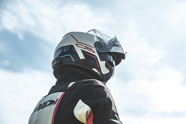 Najnowszy Schuberth C5, w końcu wiemy o nim wszystko! [zdjęcia, opis techniczny, cena]