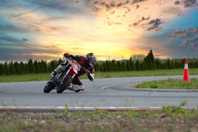 Albo chcesz mieć sprawny motocykl, albo udany związek – moja druga poł&oacute;wka jest wiedźmą i psuje mi motocykle [FELIETON]