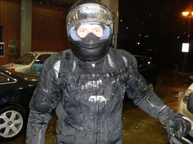 Kiedy kończy się i ile trwa sezon motocyklowy w Polsce? Czy on się w og&oacute;le kończy?