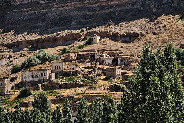 Motocykl po turecku &ndash; wyprawa starym KTM-em 990 ADV do Wschodniej Anatolii [cz.7: G&ouml;reme, Demirkazık, Adana]