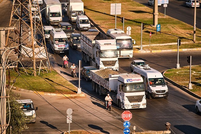 Motocykl po turecku &ndash; wyprawa starym KTM-em 990 ADV do Wschodniej Anatolii [cz.8: lepki upał, serwis Obeliska, śr&oacute;dziemnomorska plaża]