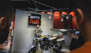 Premiera Aprilii Tuareg 660 w nowym, chorzowskim salonie Moto Gusto