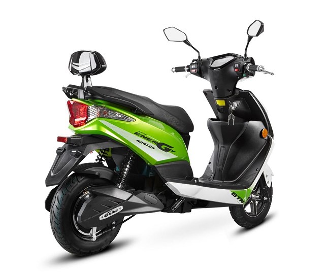 Motocyklowy Mikołaj Bartona może zawitać także do ciebie! Sprawdź jakie prezenty przygotował – nie tylko dla motocyklisty!