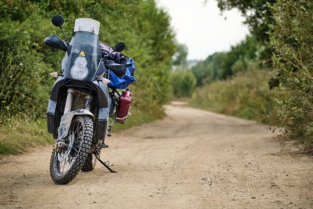 Motocykl po turecku – wyprawa starym KTM-em 990 ADV do Wschodniej Anatolii [cz.11: spotkanie z piękną Polką, niedźwiedziem, powrót do kraju]