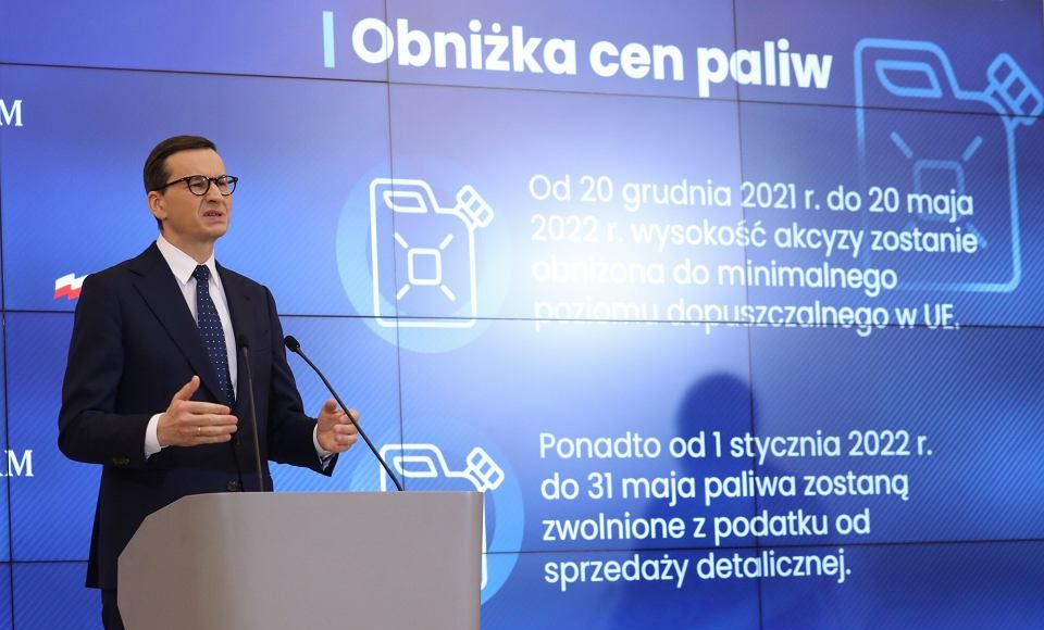 morawiecki ceny paliw pinokio