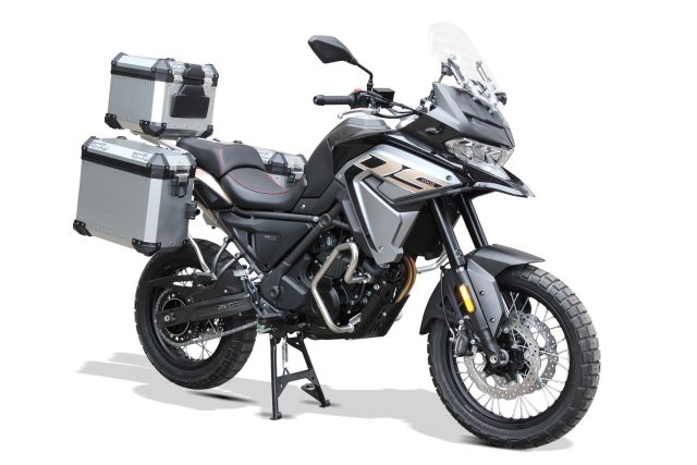 VOGE 650 DSX – zamach na niemiecką klasę średnią [dane techniczne, opis, moc, cena]