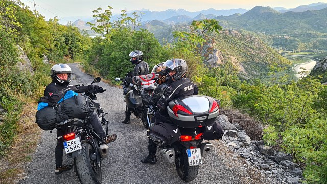 Grecja motocyklem, czyli wakacyjna podr&oacute;ż przez południe Europy! [ jak dojechać, co zwiedzić]