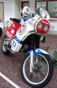 800px-Cagiva_750_Elefant_Lucky_Explorer_Dakar 800px-Cagiva_750_Elefant_Lucky_Explorer_Dakar