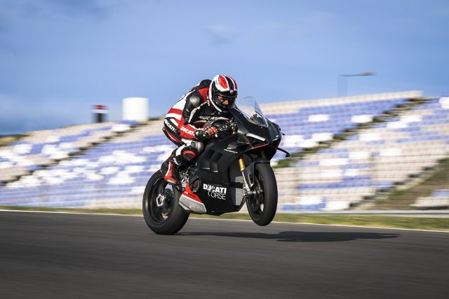 Debiutuje ekstremalny model Ducati Panigale V4 SP2 – &bdquo;The Ultimate Racetrack Machine&rdquo;