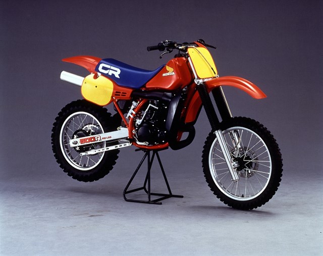 50 lat motocykli crossowych marki Honda! Przegląd modeli od 1973 do 2023…