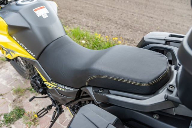 Barton Hyper 125 &ndash; na dobre i na złe (drogi) [test, opinia, dane techniczne]