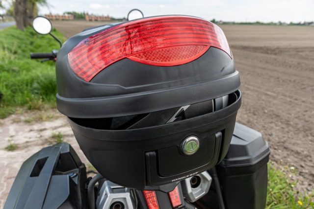 Barton Hyper 125 &ndash; na dobre i na złe (drogi) [test, opinia, dane techniczne]