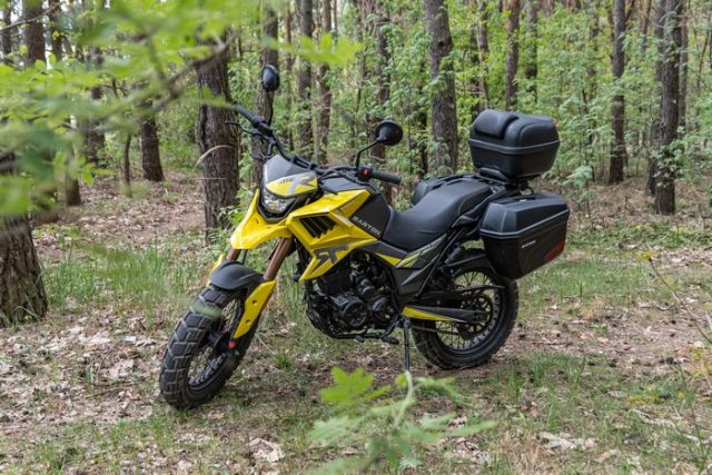 Barton Hyper 125 &ndash; na dobre i na złe (drogi) [test, opinia, dane techniczne]