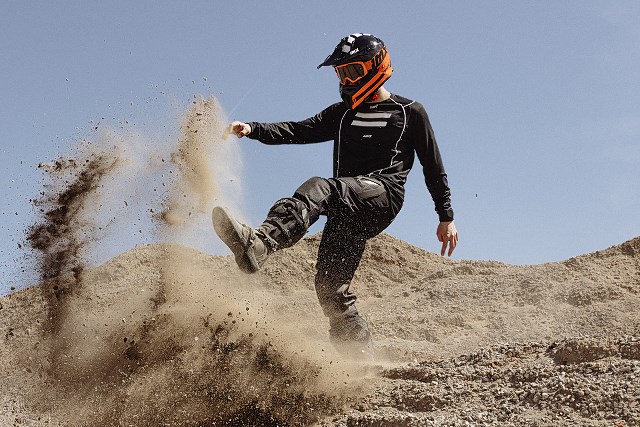 Kask off-roadowy iMX FMX-02. Nowa jakość i nowe malowania