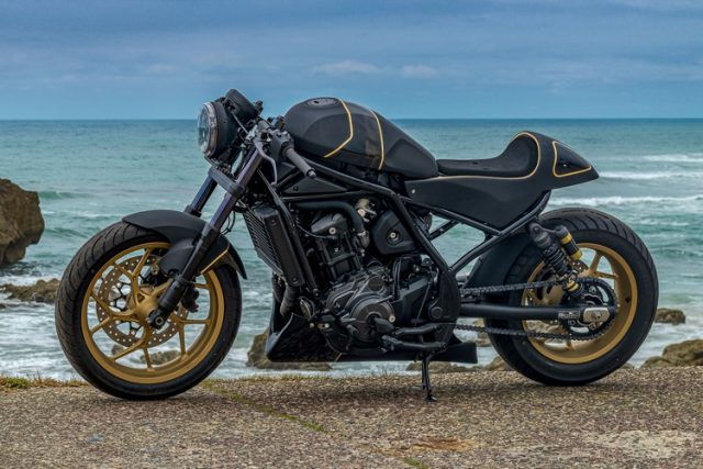 Dziesięć wersji Hondy Rebel na festiwal Wheels and Waves we Francji