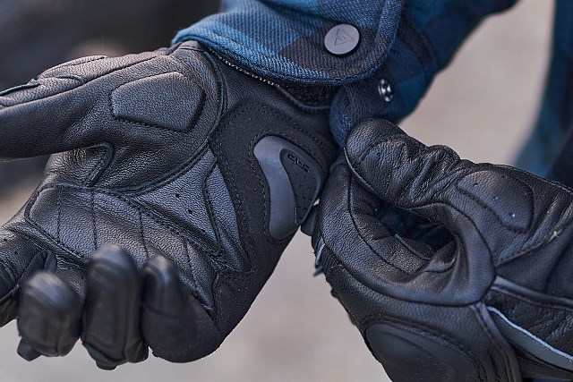 Jakie rękawiczki motocyklowe i na miasto i na sportowo? Shima SPARK 2.0, nowość 2022!