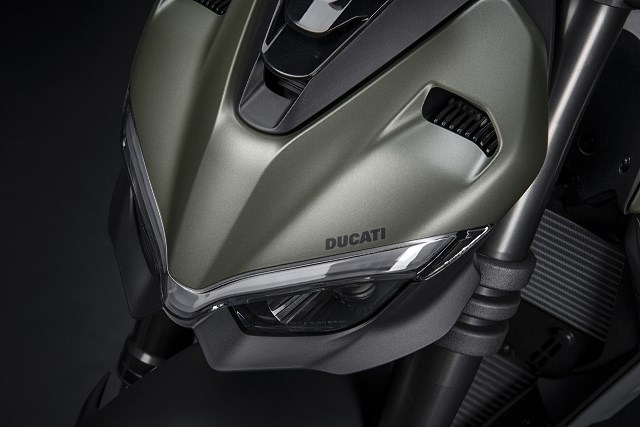 Gama motocykli Ducati Streetfighter V2 poszerzona o nową wersję kolorystyczną Storm Green