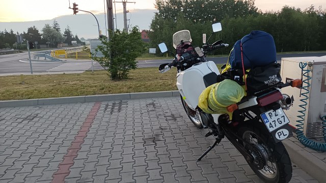 Trzy weterany szos zdobywają południe Polski, czyli wiosenny wyjazd bardzo motocyklowy…
