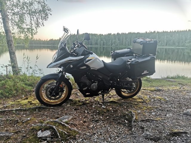 Motocyklowa dzika Szwecja, czyli wyprawa turystycznymi enduro w poszukiwaniach stug