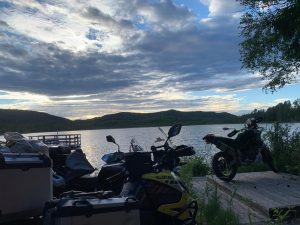 szwecja motocyklem białe noce