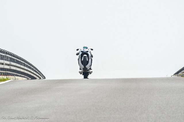 Nurburgring motocyklem, czy warto? Touristenfahrten na nowej Suzuki Hayabusa!