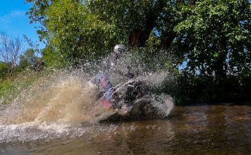 Yamaha Tenere 700 World Raid 2022 test dane techniczne opis plusy minusy_43