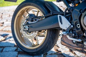 Yamaha XSR 900 2022 test cena wady zalety por&oacute;wnanie klasyk&oacute;w_19