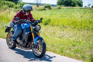 Yamaha XSR 900 2022 test cena wady zalety por&oacute;wnanie klasyk&oacute;w_38