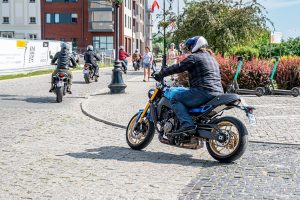 Yamaha XSR 900 2022 test cena wady zalety por&oacute;wnanie klasyk&oacute;w_7