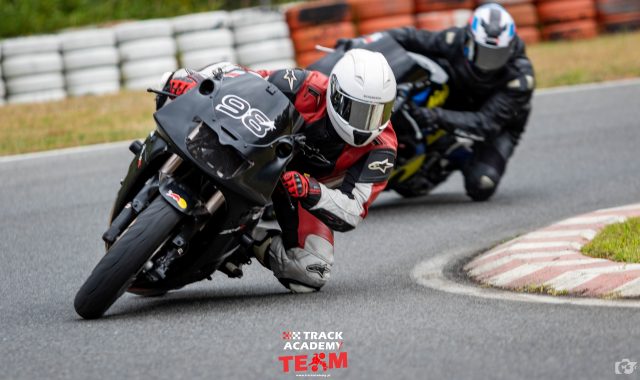 Zakończenie sezonu torowego na torze Wallrav Race Center z Track Academy i Tanim Torowaniem! Rekordowo niska cena za moc atrakcji!