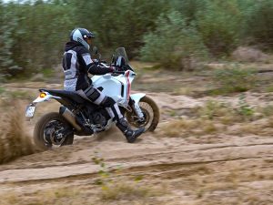 Ducati DesertX 2022 test opinia recenzja dane techniczne_4 Ducati DesertX 2022 test opinia recenzja dane techniczne_4
