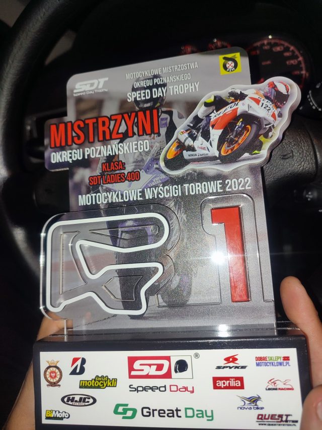 Mistrzowska Jadźka, kt&oacute;rą naklejka Motovoyagera jakby doprowadziła do I miejsca w Speed Day Trophy