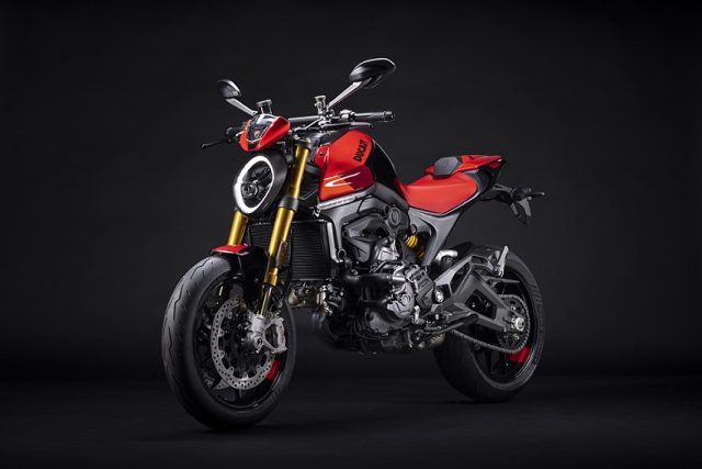 Ducati Monster SP nowość 2023 – jeszcze bardziej sportowy, dający jeszcze więcej frajdy [dane techniczne, cena]