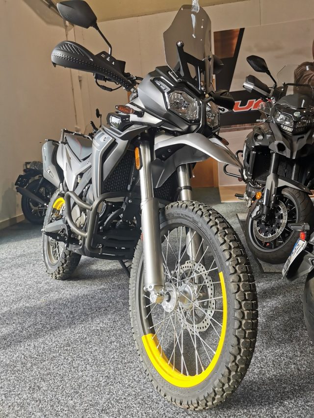 Prezentacja motocykli Voge: 300 Rally, AC, DS; 500 DS, AC; 650 DS i DSX [cena, dane techniczne]