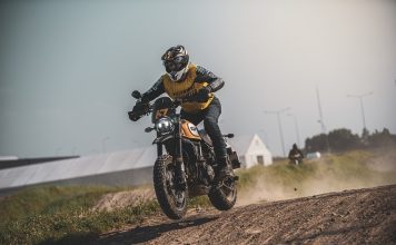 scrambler ducati offroad tor