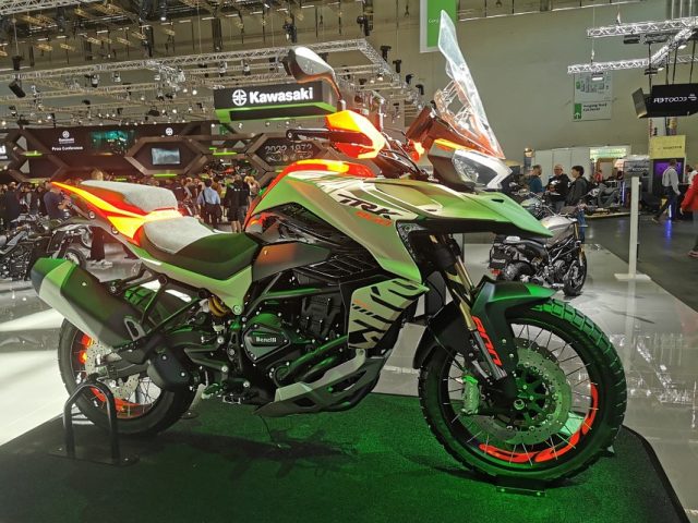 Benelli TRK 800 – widzieliśmy go na żywo na targach Intermot [zdjęcia, cena, dane techniczne, opis]