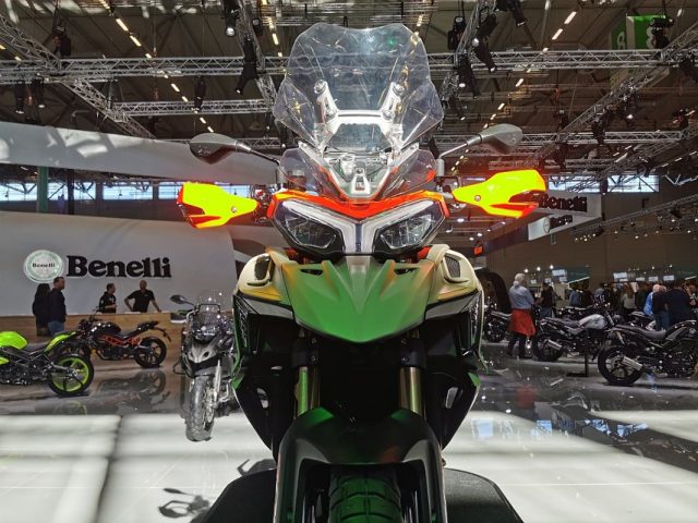 Benelli TRK 800 – widzieliśmy go na żywo na targach Intermot [zdjęcia, cena, dane techniczne, opis]