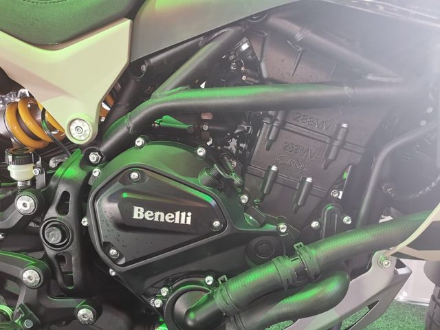 Benelli TRK 800 – widzieliśmy go na żywo na targach Intermot [zdjęcia, cena, dane techniczne, opis]