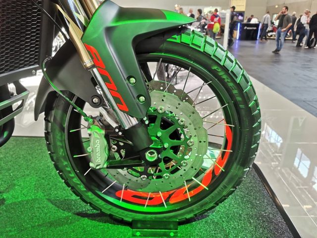 Benelli TRK 800 – widzieliśmy go na żywo na targach Intermot [zdjęcia, cena, dane techniczne, opis]