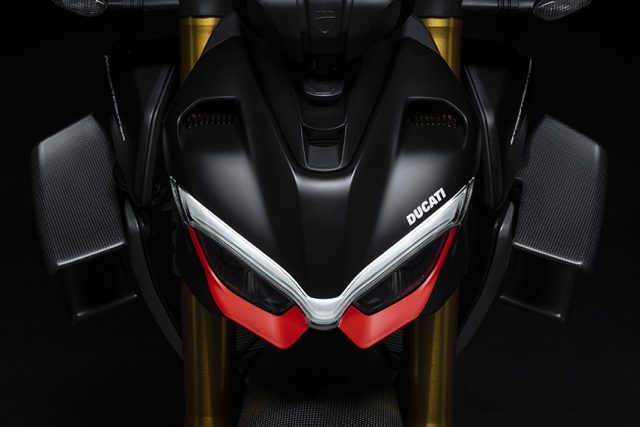 Ducati Streetfighter V4 i V4 SP2 – ewolucja na rok 2023 [dane techniczne, cena, masa, moc, video]