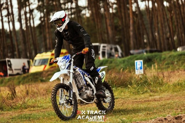 Szkolenie offroadowe w okolicy Wrocławia, Poznania, Zielonej G&oacute;ry? Tylko Track Academy! [RELACJA]