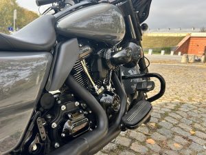 Harley-Davidson Street Glide ST 2022 test dane techniczne cena_9