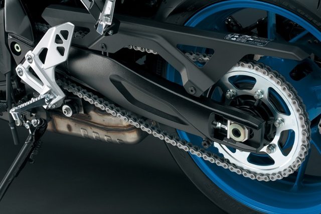 Suzuki GSX-8S nowość 2023 &ndash; nowy japoński naked pojemności 800 cm3 [dane techniczne, cena, waga, moc]