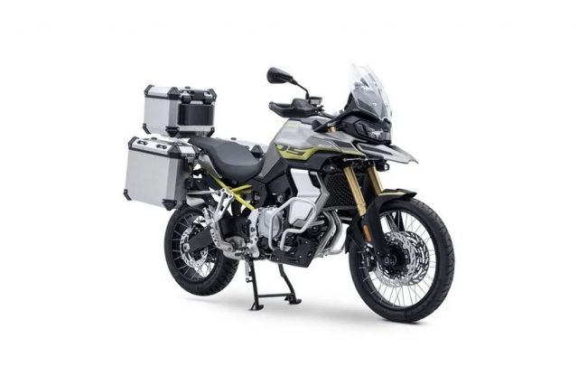Voge Valico 900 DS &#8211; adventure oparty na znanym motocyklu premium&#8230; [dane techniczne, cena, masa, moc]