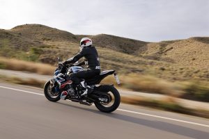 BMW M 1000 R 2023 dane techniczne moc waga cena zdjęcia_28