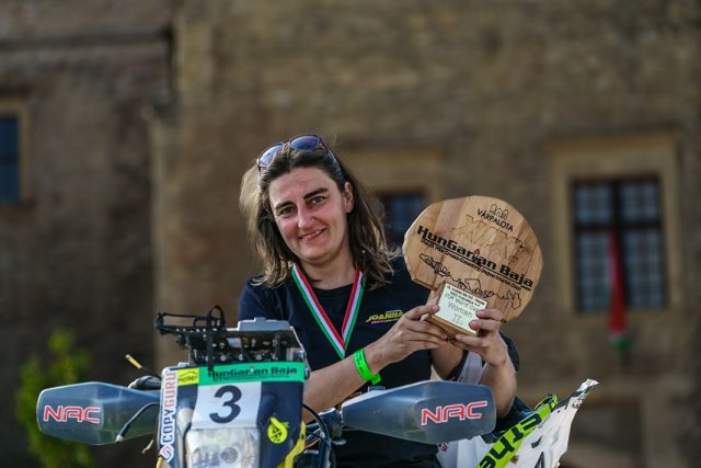 To nie może się zakończyć w ten spos&oacute;b! Musisz ukończyć ten rajd! – rozmowa z Joanną Modrzewską, najlepszą polską motocyklistką rajd&oacute;w długodystansowych