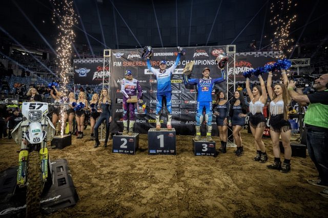 Po 3 latach przerwy Mistrzostwa Świata SuperEnduro wr&oacute;ciły do Krakowa! Co to był za show!