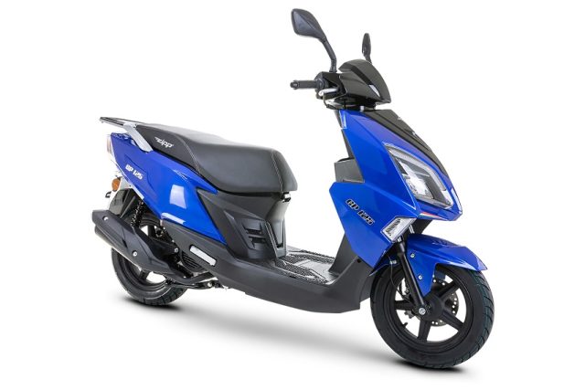 Nowość 2023: Zipp GP 125 – wygodny skuter na miasto i podmiejskie drogi [dane techniczne, cena, moc, waga]
