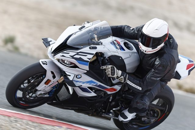 BMW S 1000 RR 2023 &ndash; najnowszy, najlepszy bawarski superbike z homologacją drogową! [test, dane techniczne, cena, video]