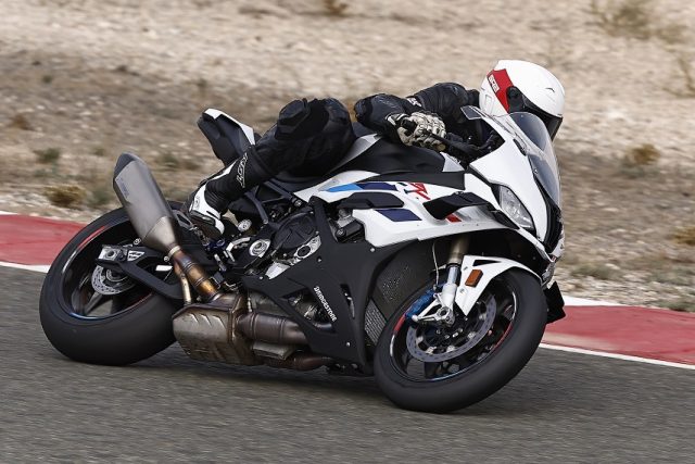 BMW S 1000 RR 2023 &ndash; najnowszy, najlepszy bawarski superbike z homologacją drogową! [test, dane techniczne, cena, video]